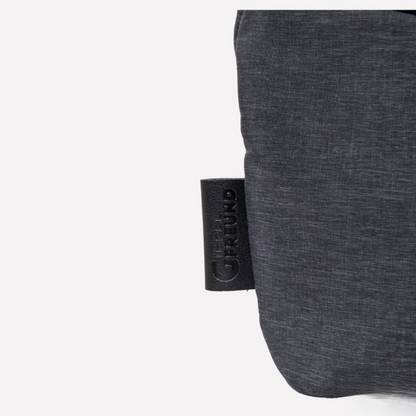 Fortis™ | Podróżuj spokojnie, wiedząc, że Twoje najważniejsze rzeczy są bezpieczne i pod ręką.